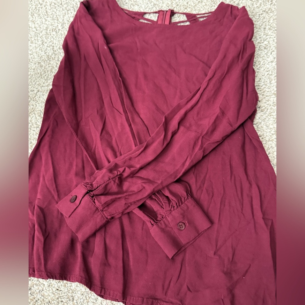 Elegant Burgundy Long Sleeve Blouse - Picture 2 of 4